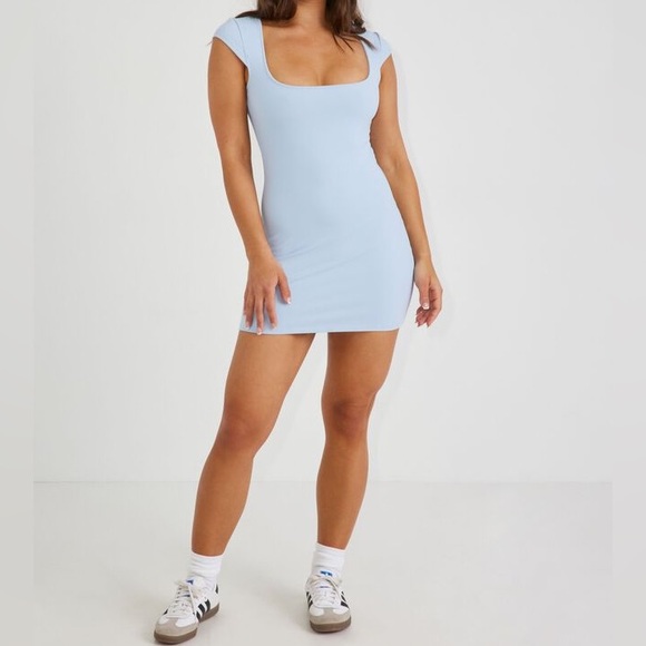 Garage Juliet Ballet Sleeve Dress in Kentucky Blue - Picture 3 of 7